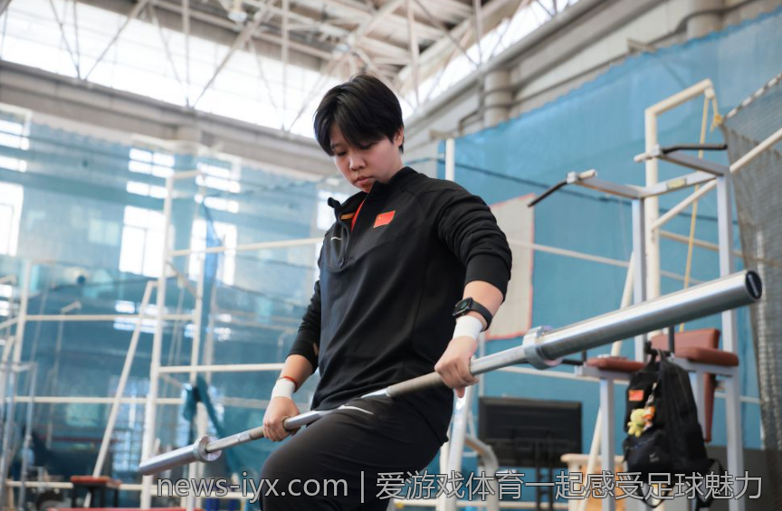 爱游戏体育一起感受足球魅力